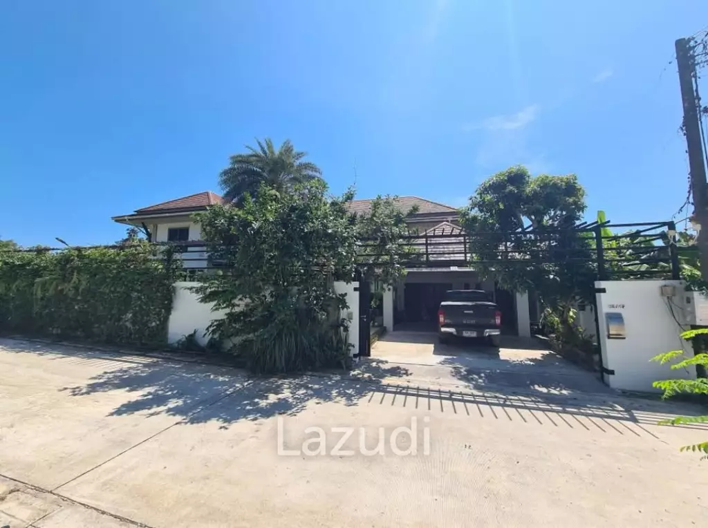 Spacious 4 Bedroom Pool Villa For Rent In Muang Phuket