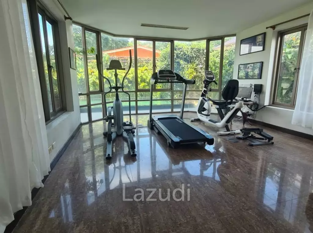 Spacious 4 Bedroom Pool Villa For Rent In Muang Phuket