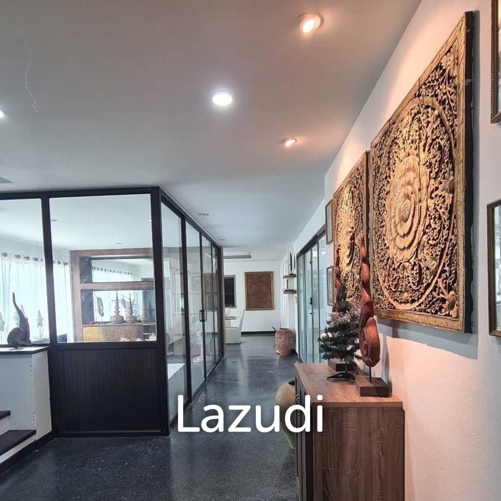Spacious 4 Bedroom Pool Villa For Rent In Muang Phuket