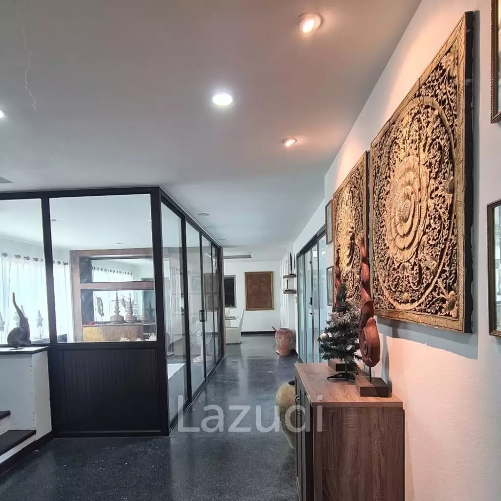 Spacious 4 Bedroom Pool Villa For Rent In Muang Phuket