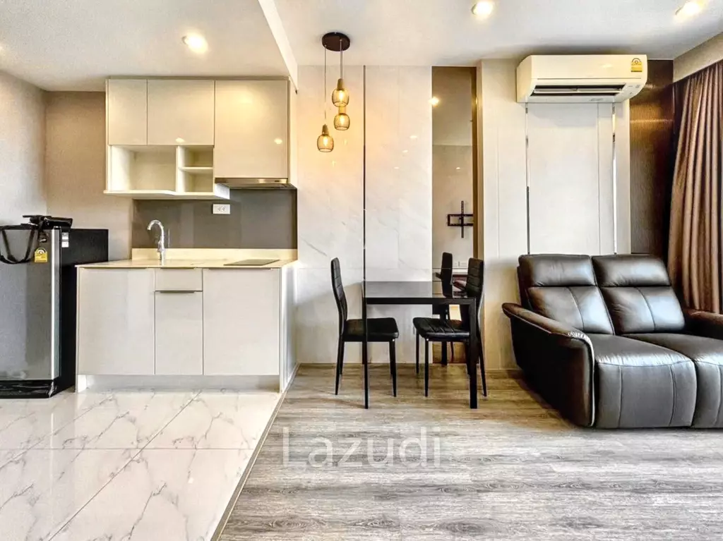 2 Bed 1 Bath 53 SQ.M IDEO Mobi Sukhumvit 66