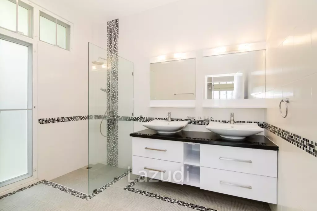 Premium 3 Bedroom Villa with Pool in Hua Hin For Rent