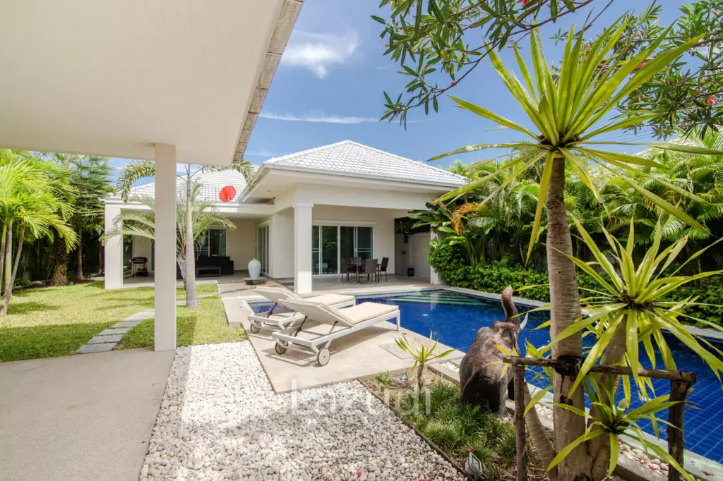 Premium 3 Bedroom Villa with Pool in Hua Hin For Rent