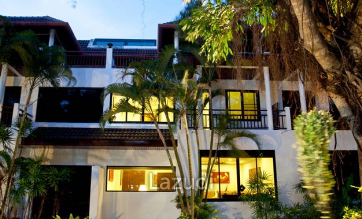 4 Bed Condo-style/Townhouse On Phuket's No. 1 Beach – Sleeps 8