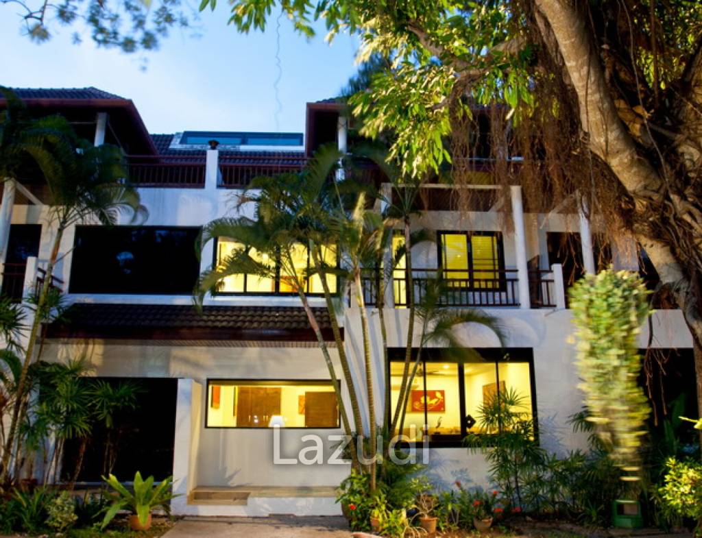 4 Bed Condo-style/Townhouse On Phuket's No. 1 Beach – Sleeps 8