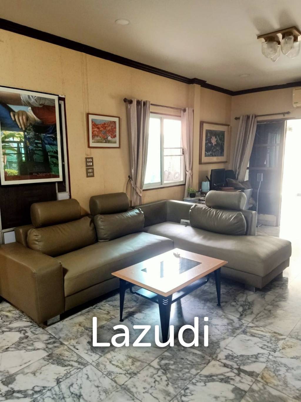2 Storey and 3 Bedrooms House For Sale in Sinthanee 1