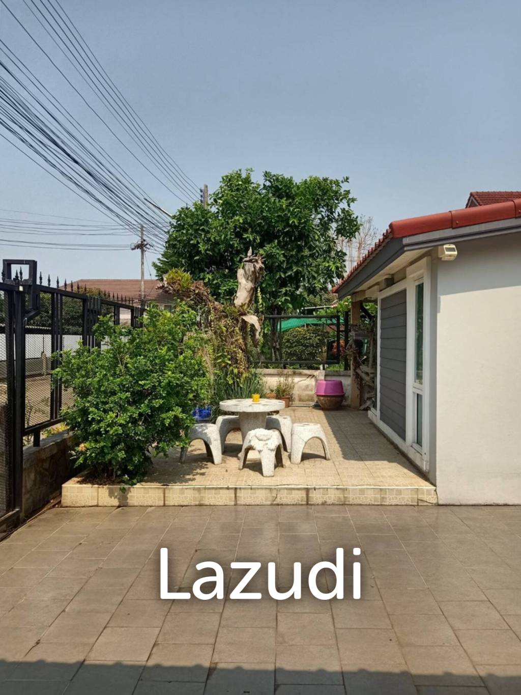2 Storey and 3 Bedrooms House For Sale in Sinthanee 1