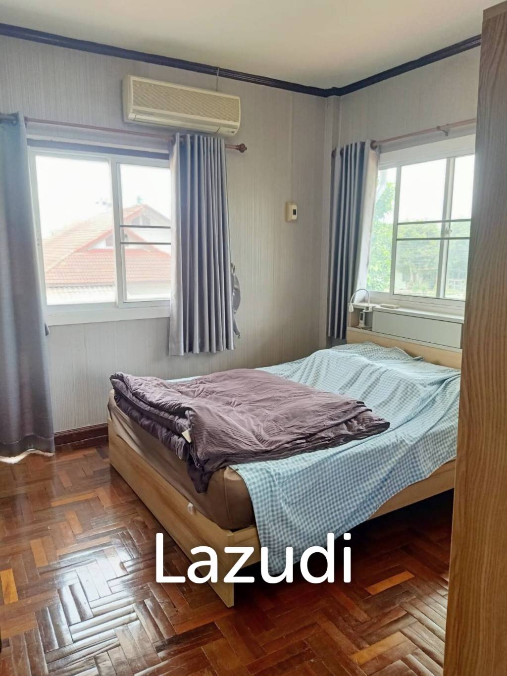2 Storey and 3 Bedrooms House For Sale in Sinthanee 1