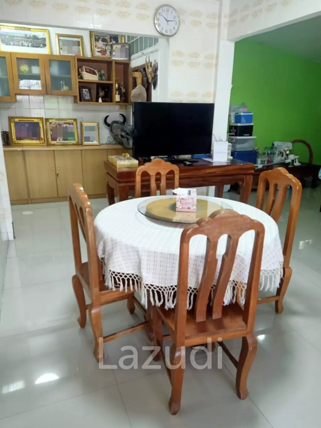 2 Storey and 3 Bedrooms House For Sale in Sinthanee 1