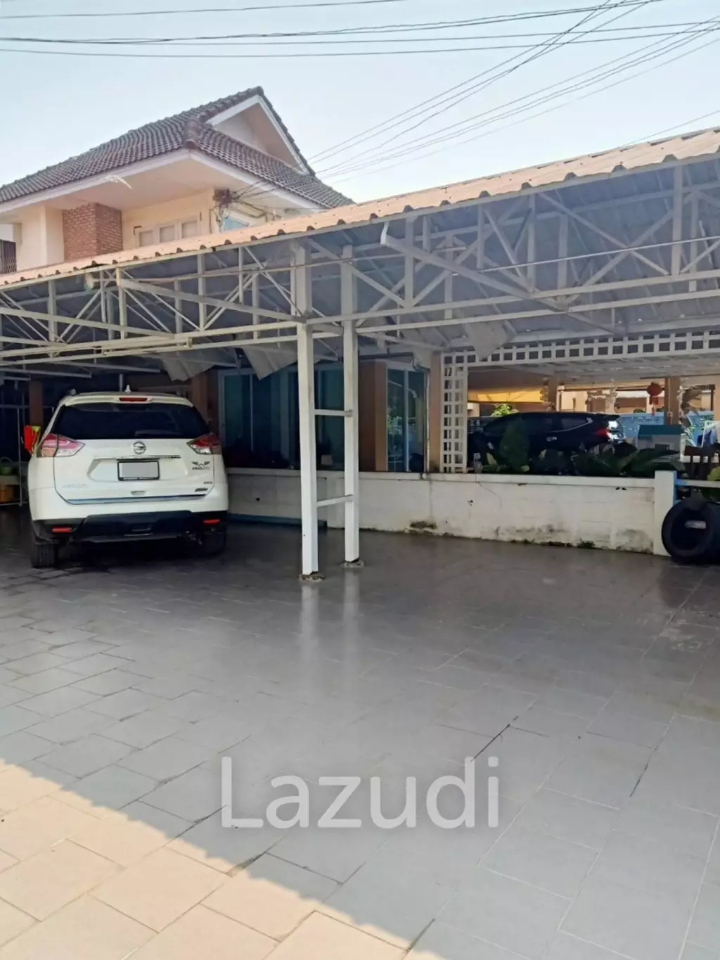 2 Storey and 3 Bedrooms House For Sale in Sinthanee 1