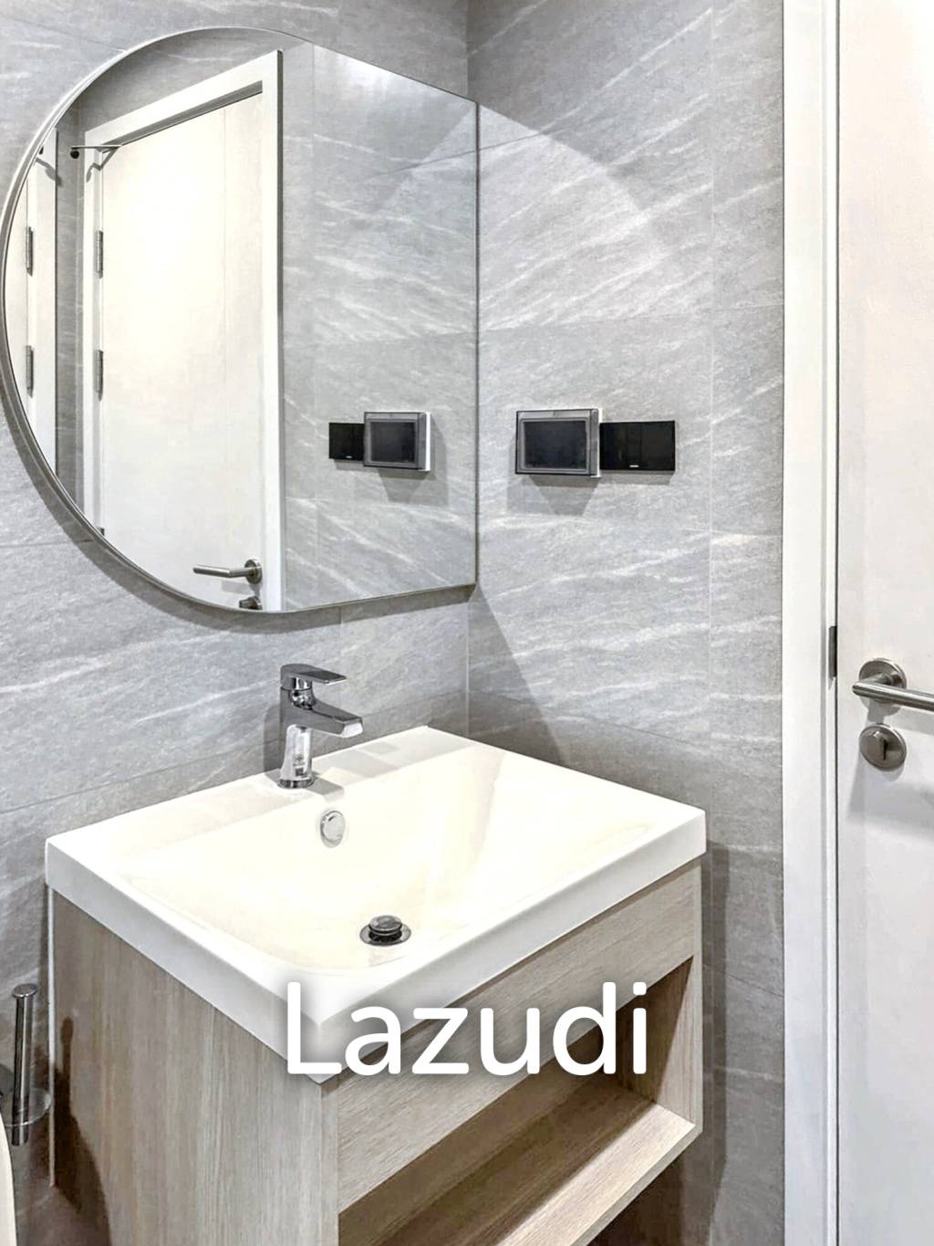1 Bed 1 Bath 31 SQ.M Reference Sathorn - Wongwianyai