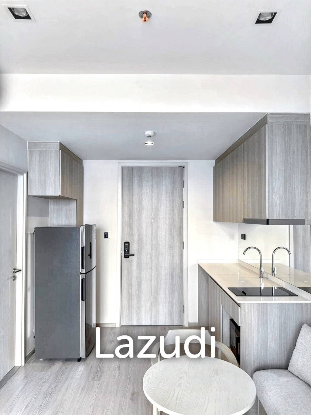 1 Bed 1 Bath 31 SQ.M Reference Sathorn - Wongwianyai