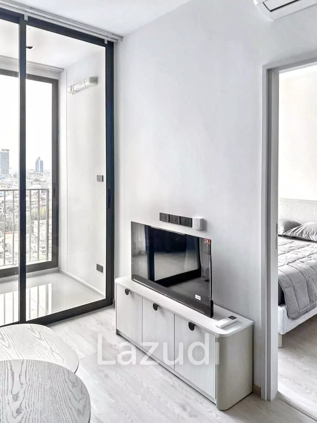 1 Bed 1 Bath 31 SQ.M Reference Sathorn - Wongwianyai