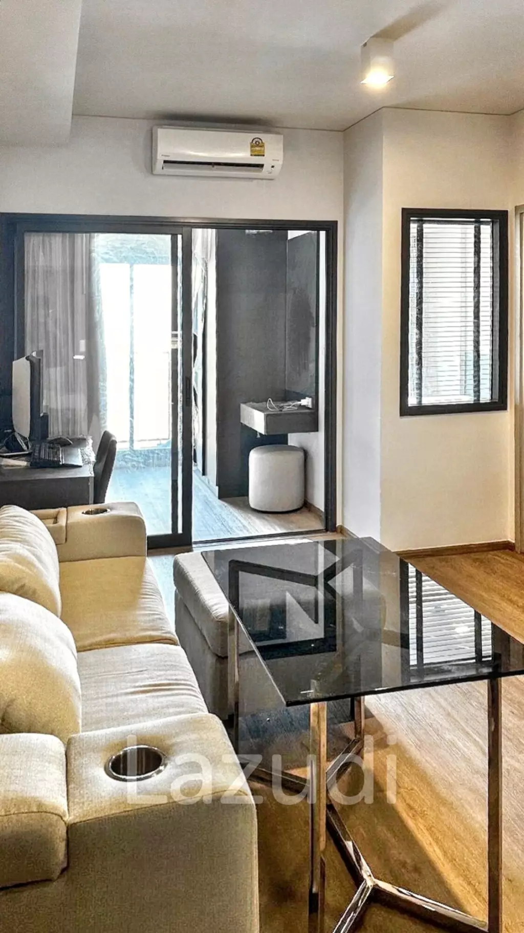 2 Bed 1 Bath 46 SQ.M Ideo Phaholyothin Chatujak