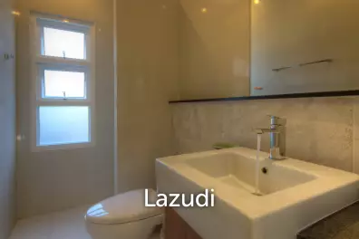 Vente Villa - Modern 2-bed Thai Villa in Rawai with Private Pool