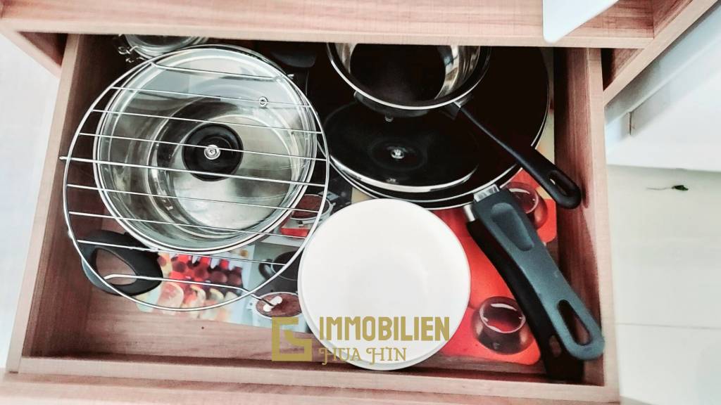 คอนโด 2 ห้องนอน วิวสระว่ายน้ำในโครงการ ลา คาซิต้า หัวหิน