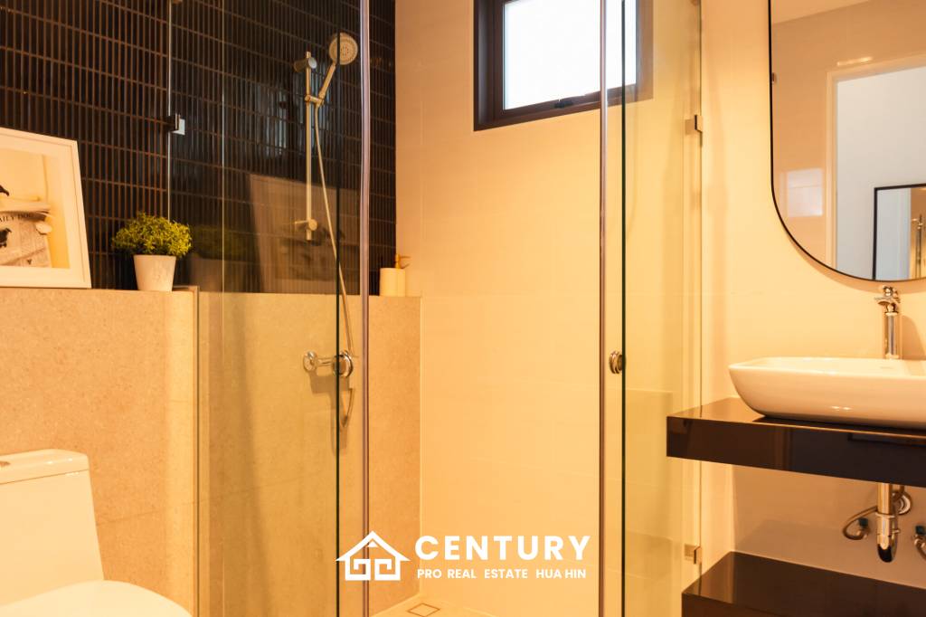 466 ตร.ม 3 เตียง 3 อาบน้ำ วิลล่า For ขาย