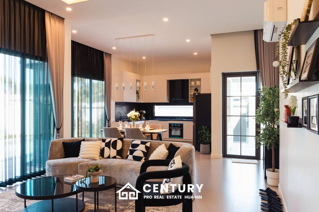 466 ตร.ม 3 เตียง 3 อาบน้ำ วิลล่า For ขาย