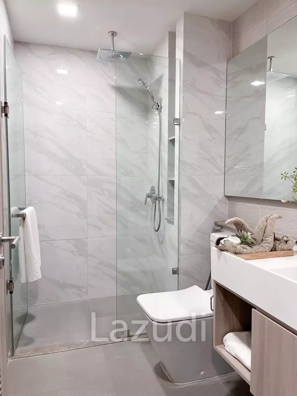 2 Beds  2 Baths 80 SQ.M FYNN Sukhumvit 31