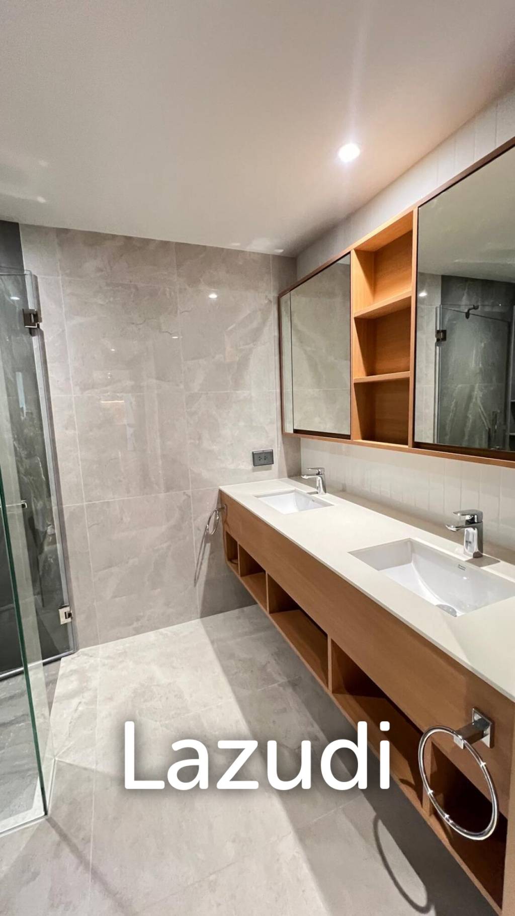 3 Bedroom 131 SQ.M Laguna Beachside For Sale