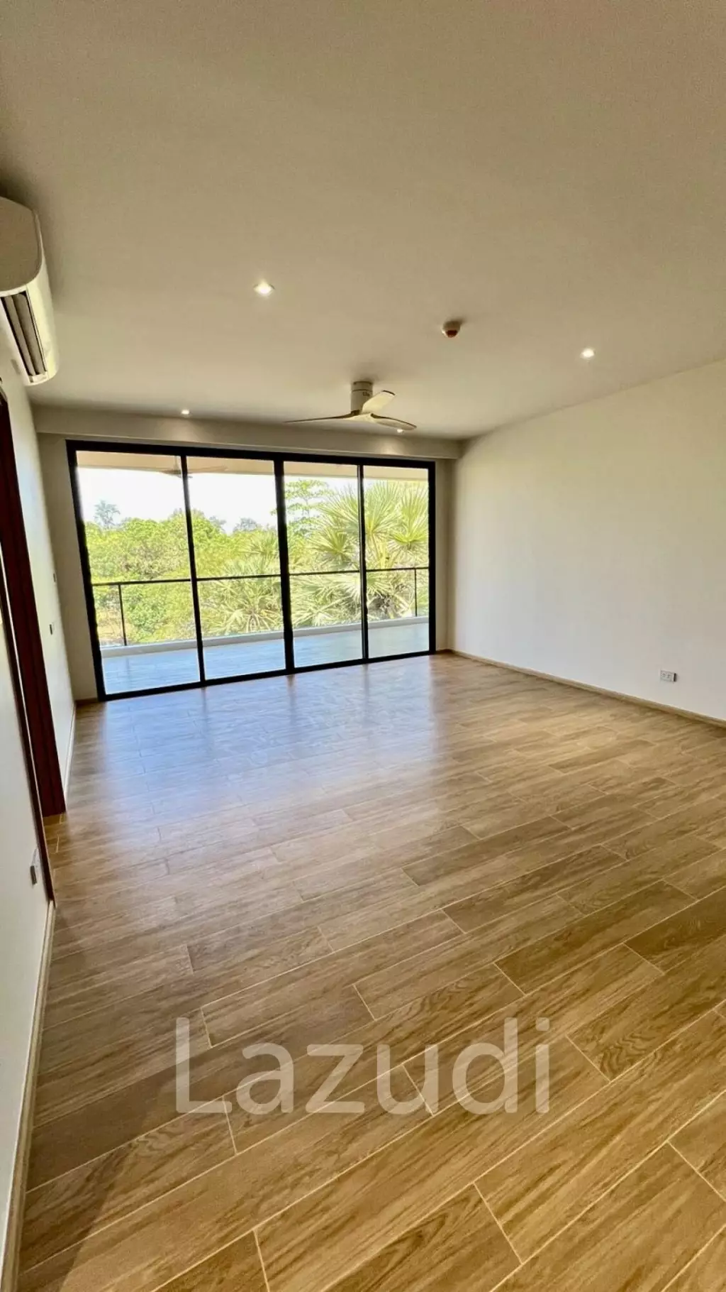 3 Bedroom 131 SQ.M Laguna Beachside For Sale