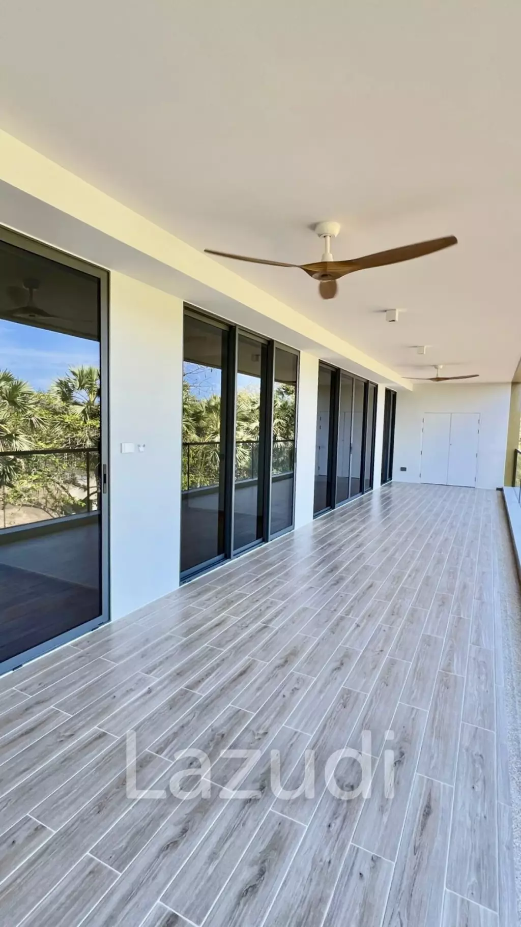 3 Bedroom 131 SQ.M Laguna Beachside For Sale