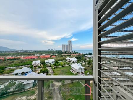 Luxury 2-Bedroom Condo in Baan Thew Talay Cha Am For Sale