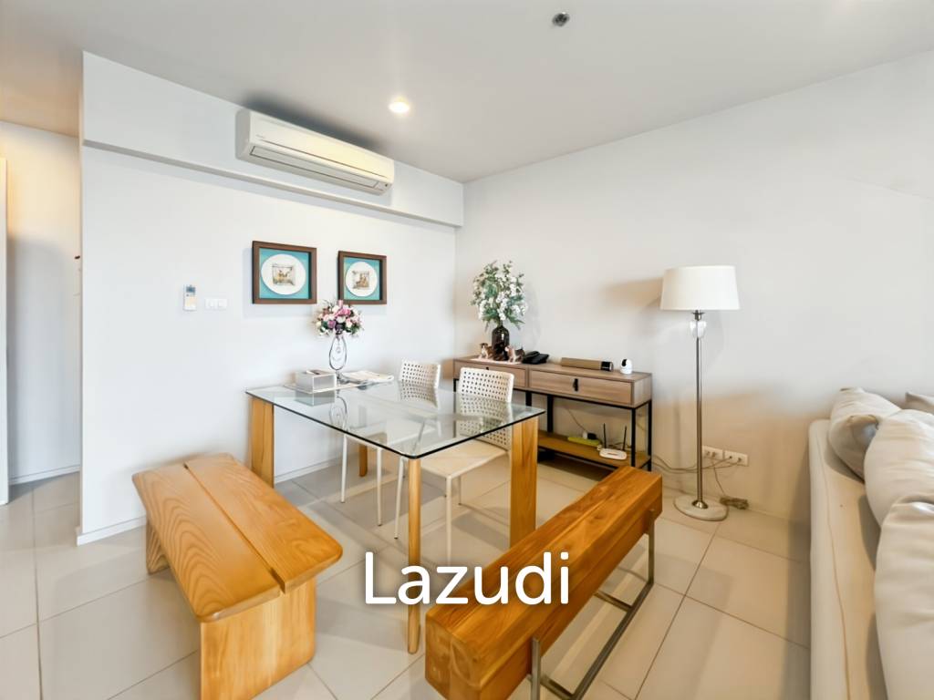Seaview 2-Bedroom Condo in Baan Thew Talay Cha Am For Sale