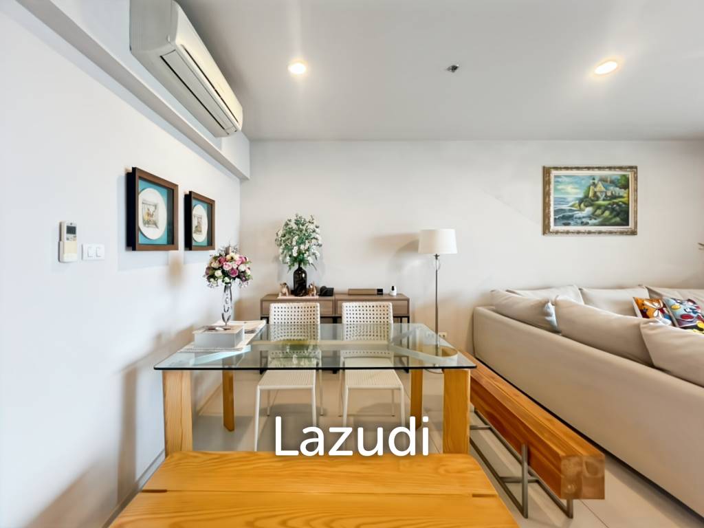Seaview 2-Bedroom Condo in Baan Thew Talay Cha Am For Sale