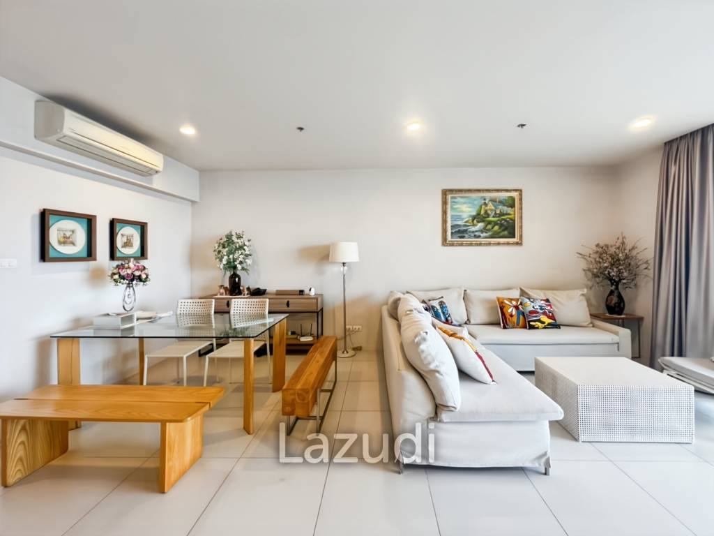 Luxury 2-Bedroom Condo in Baan Thew Talay Cha Am For Sale