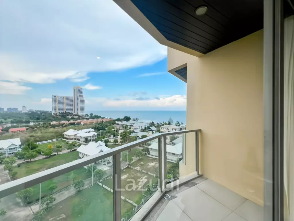 Seaview 2-Bedroom Condo in Baan Thew Talay Cha Am For Sale
