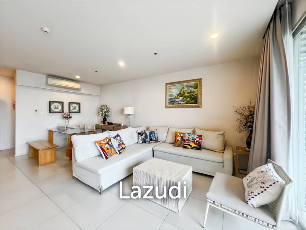 Seaview 2-Bedroom Condo in Baan Thew Talay Cha Am For Sale