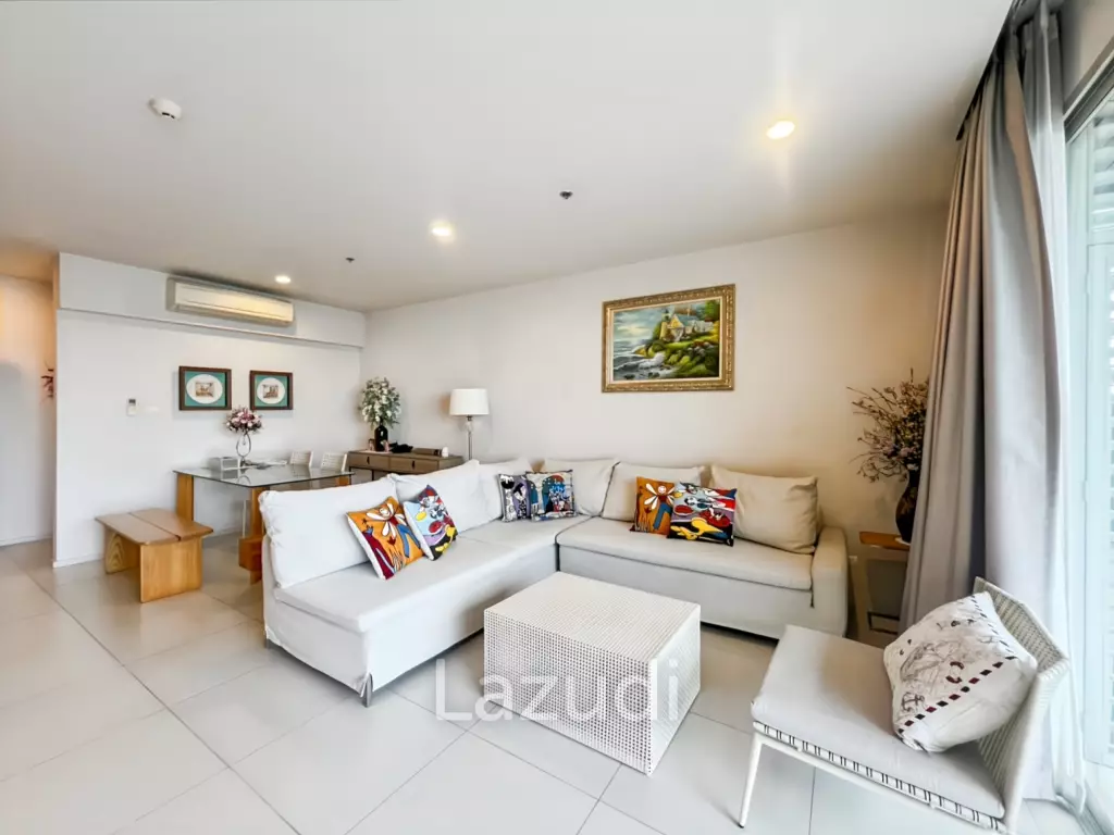 Seaview 2-Bedroom Condo in Baan Thew Talay Cha Am For Sale