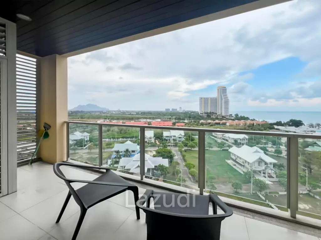Seaview 2-Bedroom Condo in Baan Thew Talay Cha Am For Sale