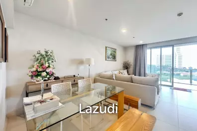 Seaview 2-Bedroom Condo in Baan Thew Talay Cha Am For Sale