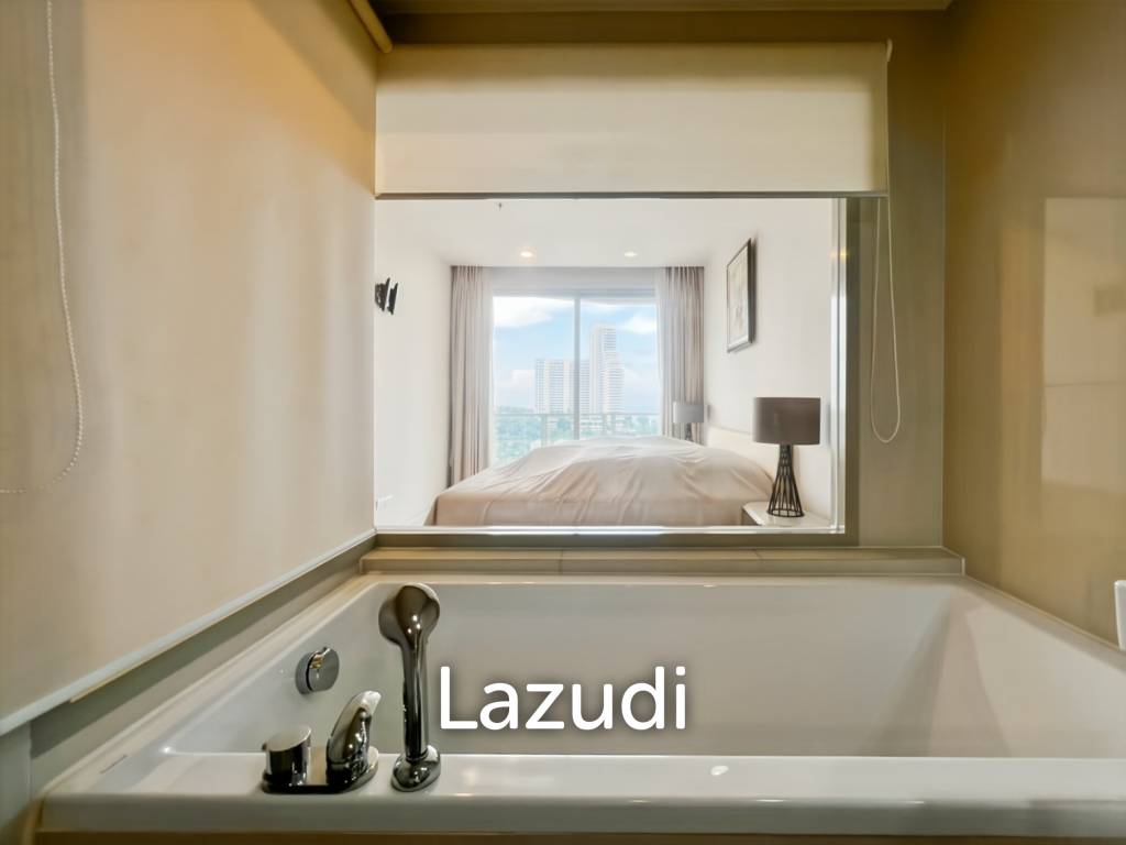 Seaview 2-Bedroom Condo in Baan Thew Talay Cha Am For Sale