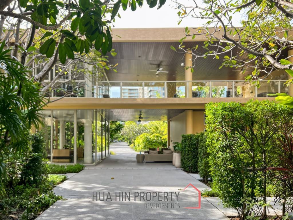 Luxury 2-Bedroom Condo in Baan Thew Talay Cha Am For Sale