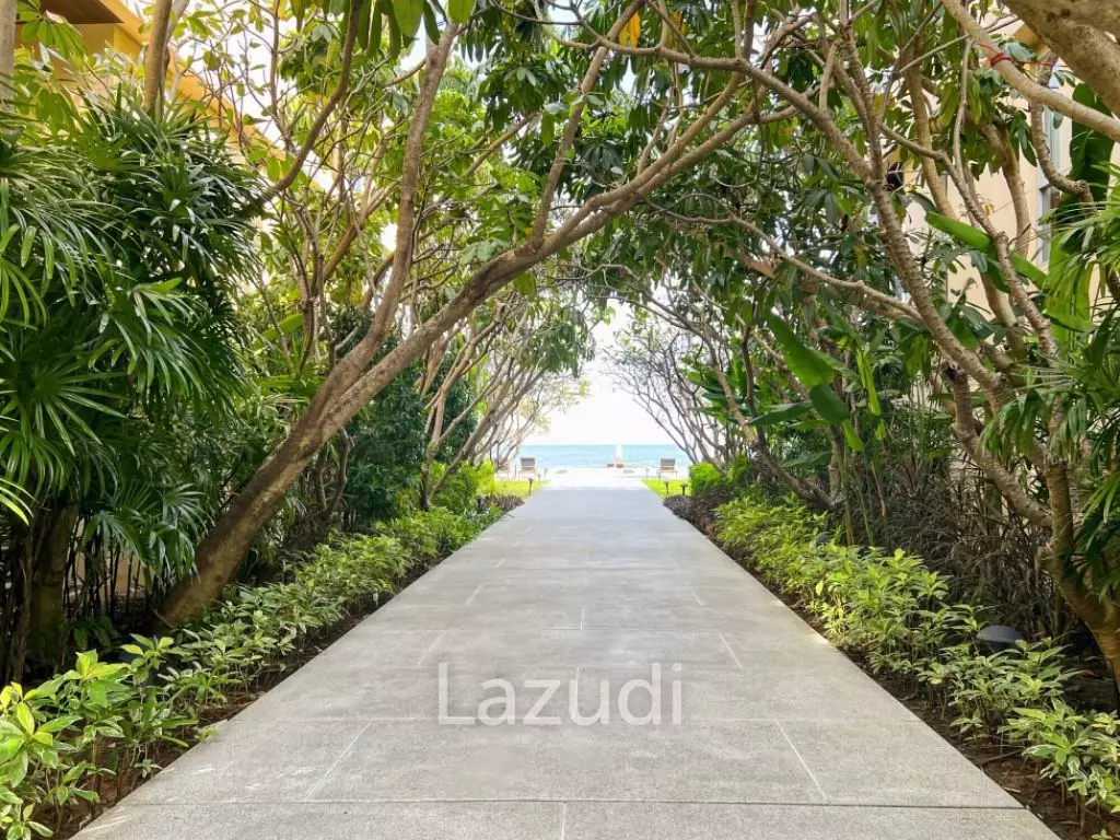 Seaview 2-Bedroom Condo in Baan Thew Talay Cha Am For Sale