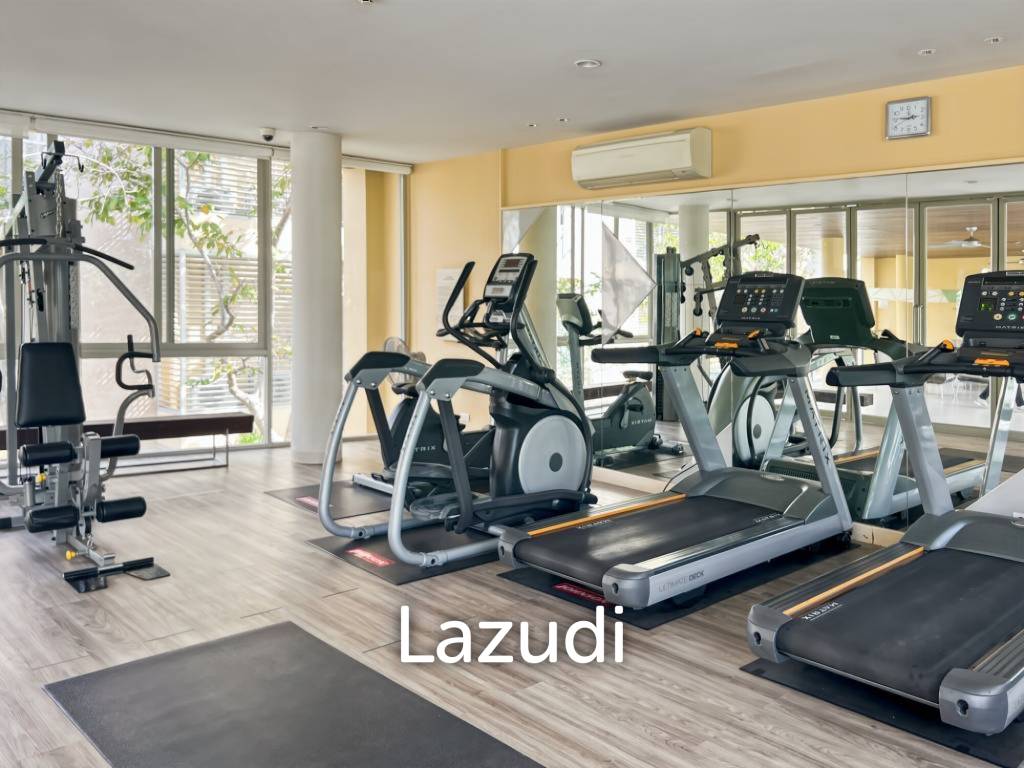 Seaview 2-Bedroom Condo in Baan Thew Talay Cha Am For Sale