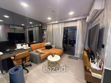 1 Bedroom 2 Bathrooms 60 SQ.M Life Asoke Hype