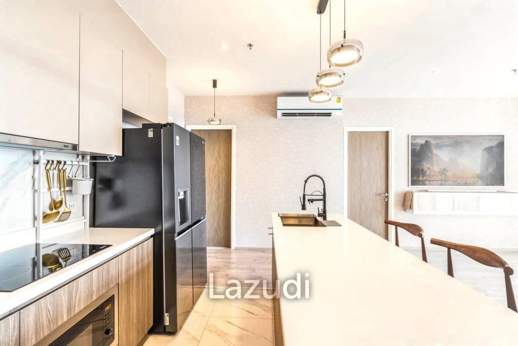 2 Bed 2 Bath 81 SQ.M RHYTHM Ekkamai Estate