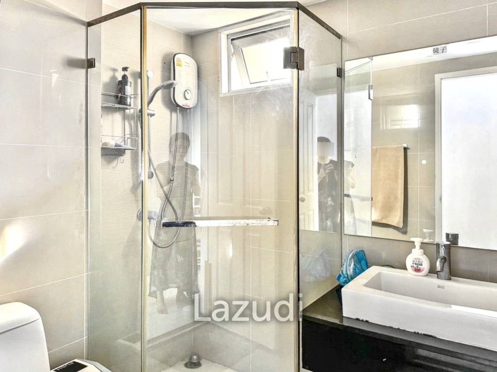4 Bed 3 Bath 193 SQ.M Belle Grand Rama 9