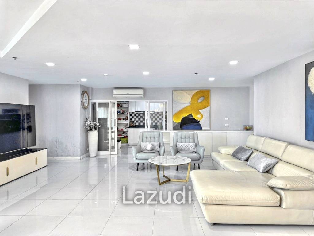 4 Bed 3 Bath 193 SQ.M Belle Grand Rama 9