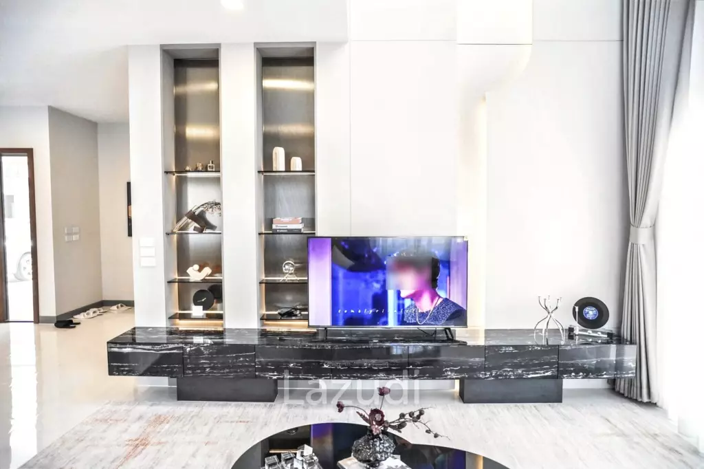 4 Bed 5 Bath 313 SQ.M The City Bangna