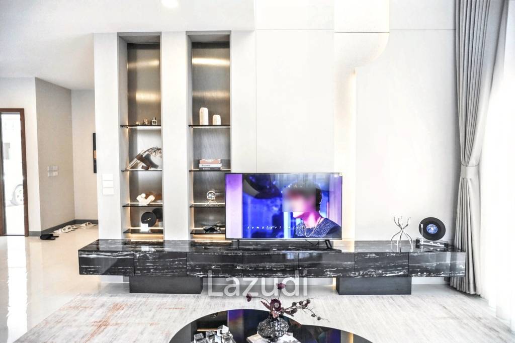 4 Bed 5 Bath 313 SQ.M The City Bangna
