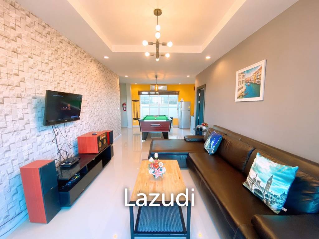 261 ตร.ม 4 เตียง 3 อาบน้ำ วิลล่า For ขาย