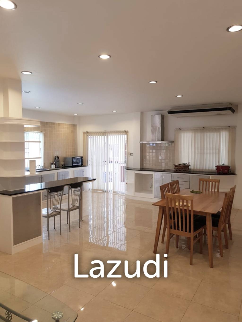 4 Bedrooms Spacious Well Maintained House for Sale