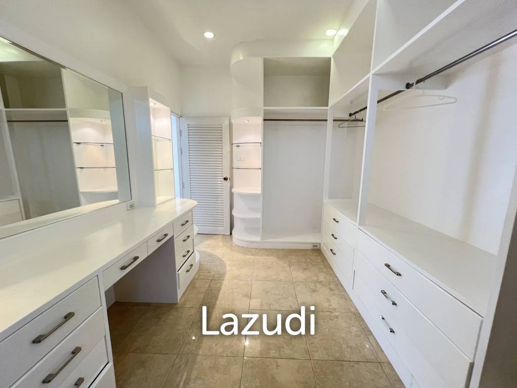 4 Bedrooms Spacious Well Maintained House for Sale