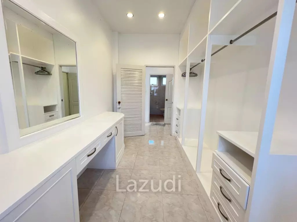 4 Bedrooms Spacious Well Maintained House for Sale