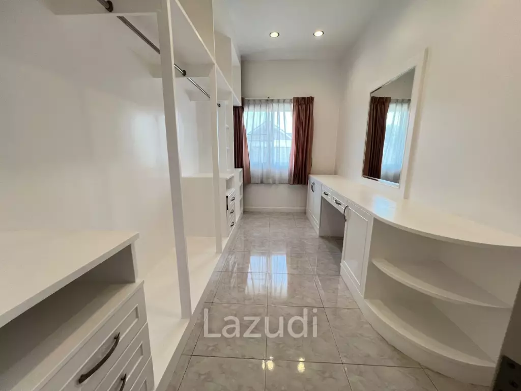 4 Bedrooms Spacious Well Maintained House for Sale